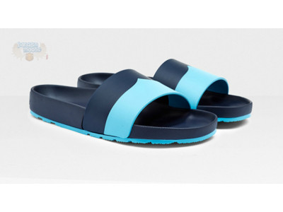 Hunter Canada: Women's Original Moustache Slides Were $80 | Now $54 & Free Shipping