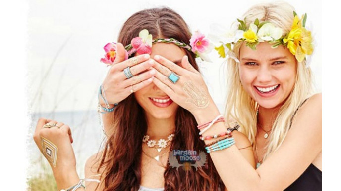 Ardene Canada: Flip Flops 3 for $10 & Free Shipping