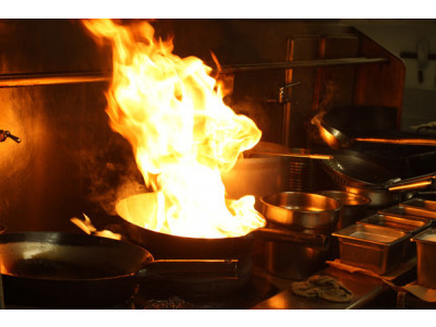 Hudson's Bay Canada: Zwilling J.A. Henckels Truclad 12 Inch Wok Was $250 | Now $75 (FS @ $99)