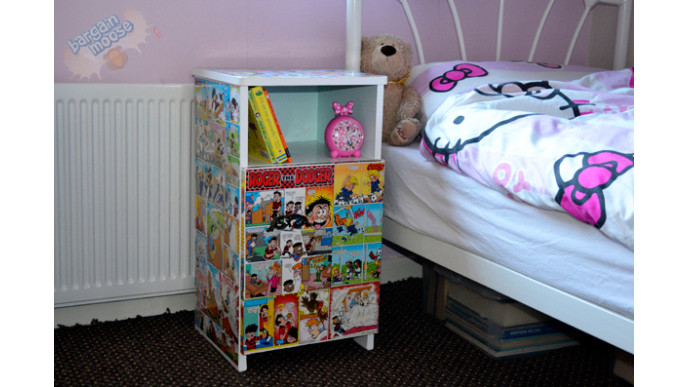 Moose Tutorial: Upcycling Furniture with Comic Books!