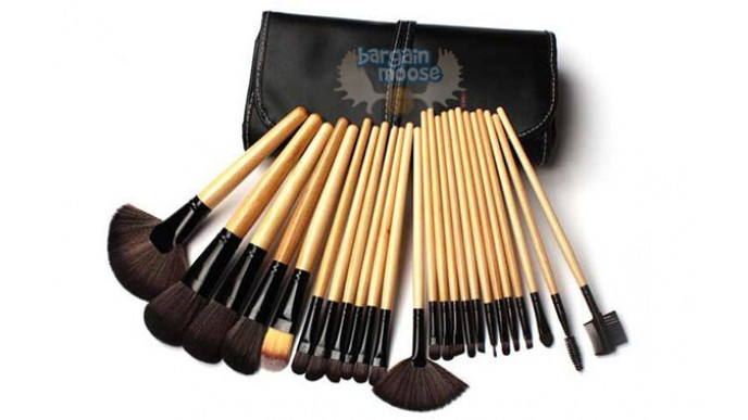 Groupon Canada: 85% Off 24-Pc Makeup Brush Set with Case - Now Just $22 (Shipping + Taxes Incl.)