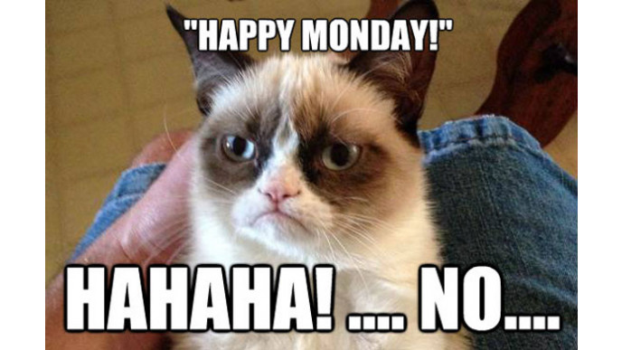 Starbucks Happy Mondays Promotion: 30% Discount, Free Pastry, 50% Off Frappuccino & BOGO Tea!