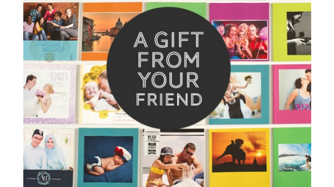 Photobook Canada: Send a Free Mini Square Photobook