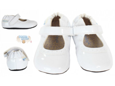 Robeez Gracie White Mini Shoez Were $36 | Now $19.79 & Free Shipping @ Robeez