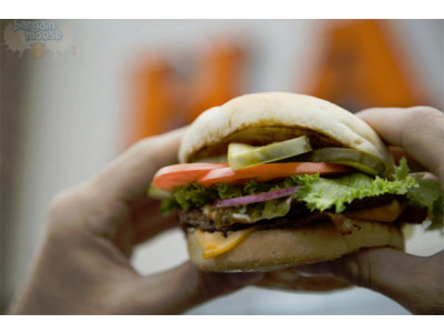 Harvey’s Printable Coupon: Get 2 Original Burgers for $6!