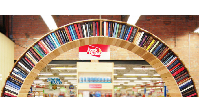 Book Outlet: 30% Off Family Week & Extra $5 Coupon