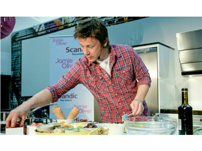 Flash Sale: Jamie Oliver 10-Piece Cookware by Tfal + Bonus Wok + FS - Was $599 | Now $149 @ Hudson’s Bay Canada (EXPIRED)