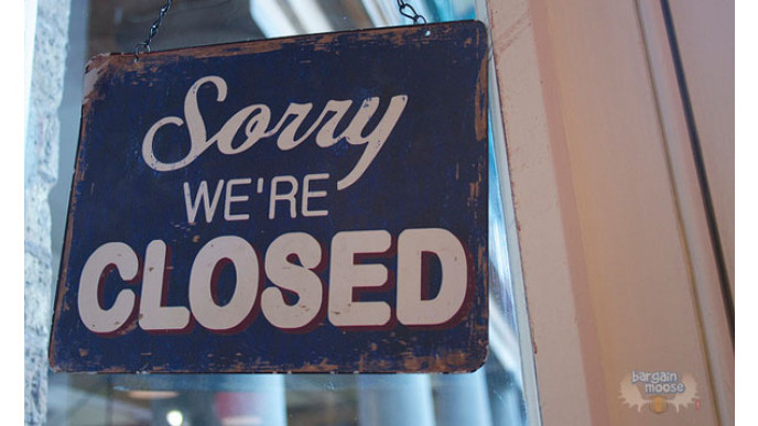 Jacob Canada Store Closing Sale: 40% Off Regular Prices + Extra 20% Off Sale