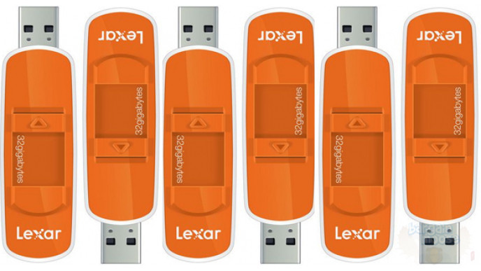 Walmart Canada: Lexar 32GB USB JumpDrive - Just $13 & Free Shipping!