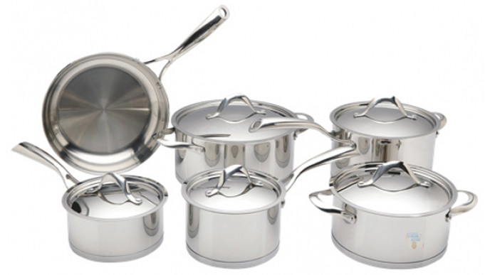 Future Shop Canada: Paderno 11 - Piece Muskoka Cookware Set | Was $700 Now $180