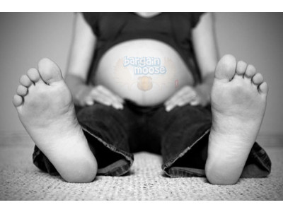 Thyme Maternity Canada: BOGO 40% Off Everything (Incl. Sale Items)