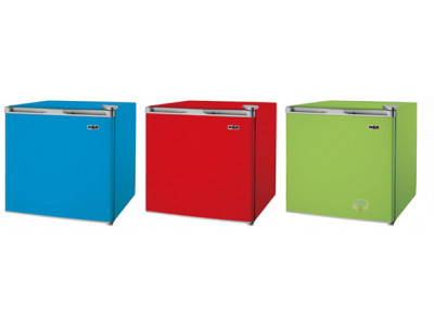 WalMart Canada: RCA 1.7 Cubic Foot Mini Fridge Clearance | Was $98 Now $68