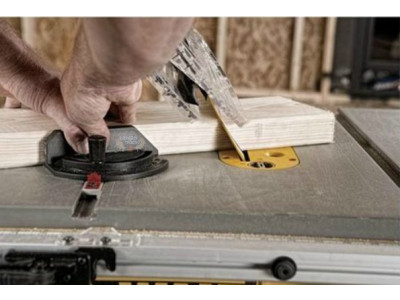 Lowes Canada: Mega Tool Event