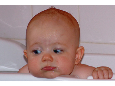 Sears Canada: Brica Right Height Baby Bath Centre - Just $6