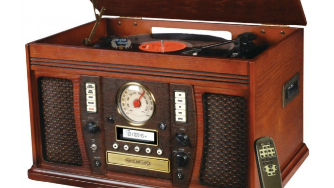 The Source Canada: Aviator Turntable Wooden Music Centre (Refurbished) Was $137 Now $40 (Expired)