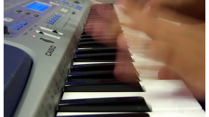 Casio 76-Key Electric Keyboard Was $250 Now $170 @ Best Buy Canada!