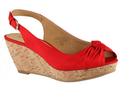 Globo Canada: 50% Off Footwear & Bags