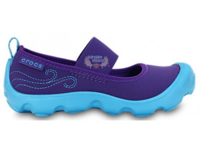 Crocs Canada Coupon: Buy 1 Pair Of Adult Shoes, Get 2 Kids Pairs 50% Off