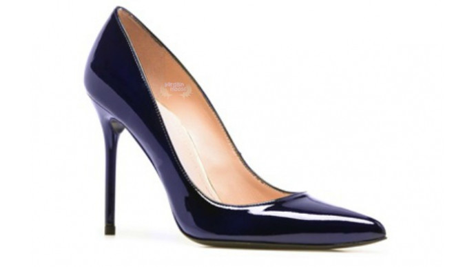 Stuart Weitzman: Save $100 On 2 Sale Items & $150 On 3