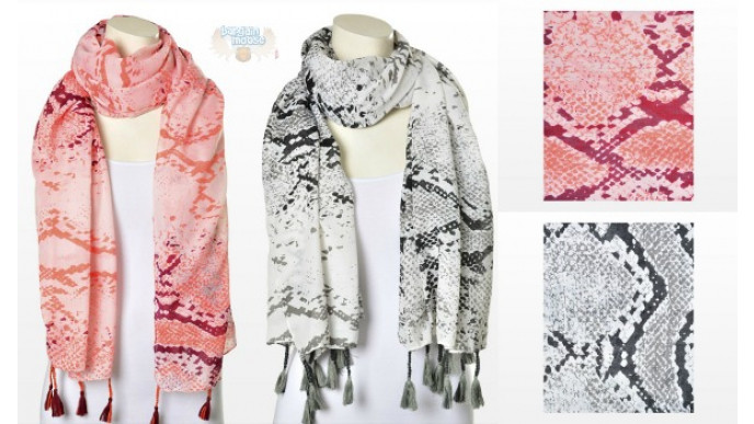 Dynamite Canada: Snake Scarf Now $3.50 (Was $22.90)