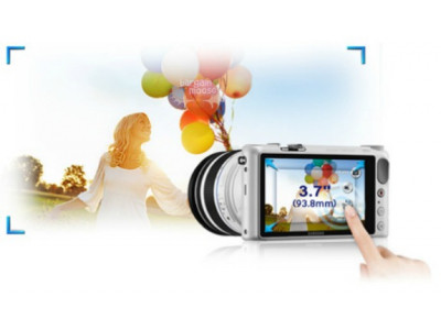 Shop.ca: Samsung NX2000 20.3MP SMART Camera With Lens (Now $349.99 Was $599.99)