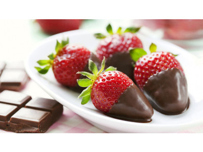 Chocolate Dipped Fruit Sale