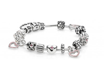 Free Pandora Bracelet With $125 Purchase