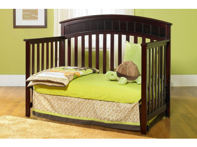 Graco Charleston Convertible Crib Now $171