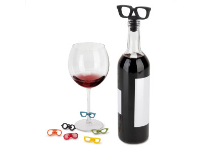 85% Off Wine Topper & Charms For $3