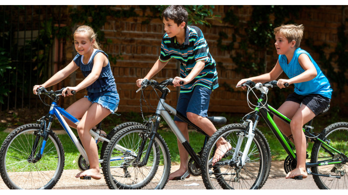 Canadian Kids Go Outside, Create a Wave of Controversy