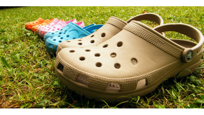 Mix & Match @ Crocs.ca - Get 2 Pairs For $45