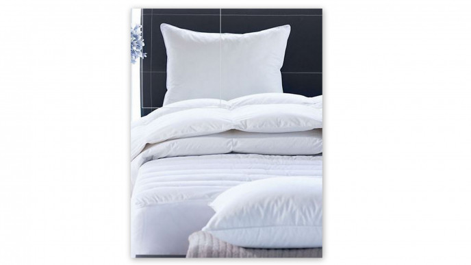 Glucksteinhome Down Alternative Duvet 60% Off - From $99 - $128, Reg. Price $250 - $320 @ The Bay