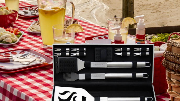 Cuisinart Deluxe Grill Set for Dad? Now $38 Shipped @ Amazon.ca