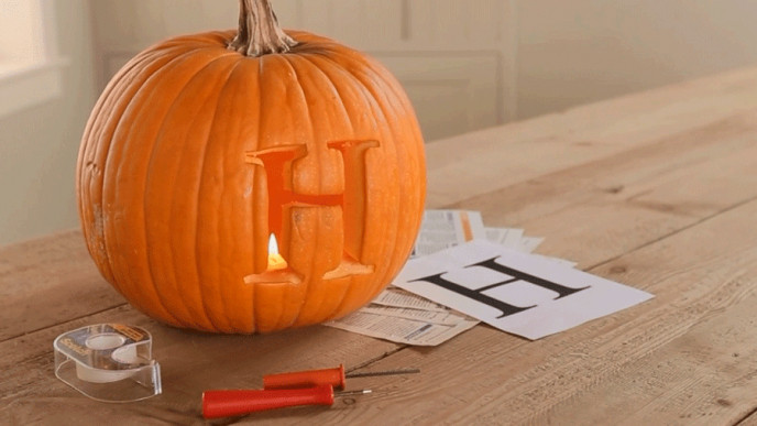 Everything You Need For Pumpkin Carving - $14 @ Amazon.ca