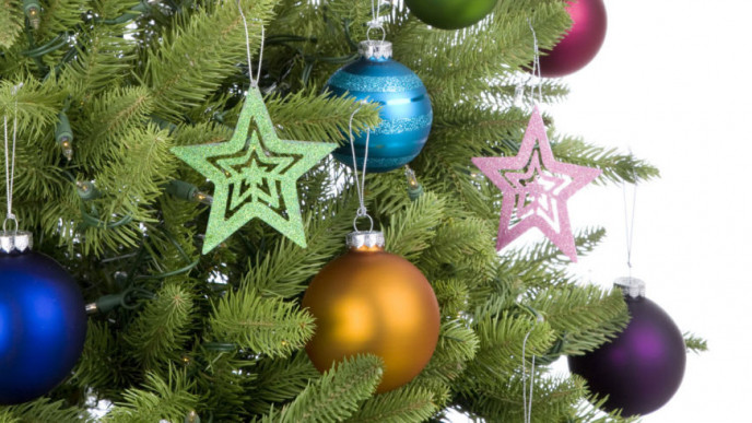 40% Off All Christmas Trees @ The Bay