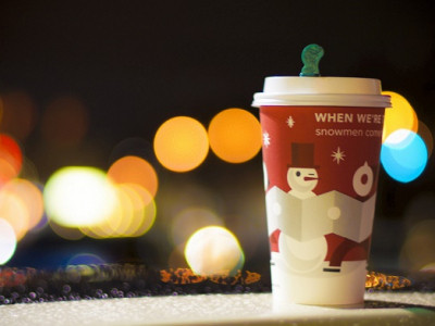 Free Holiday Beverage @ Starbucks