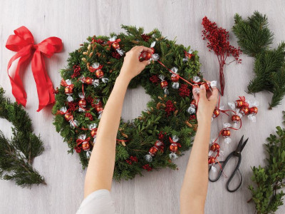 100 Lindt Truffles For $30