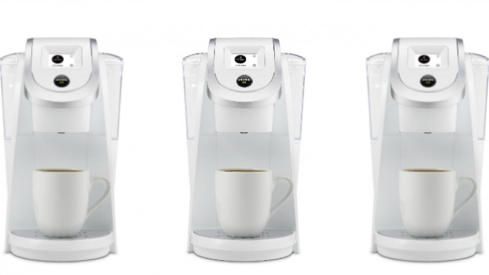 Keurig White K200 Plus Brewer $67.88 @ Walmart.ca