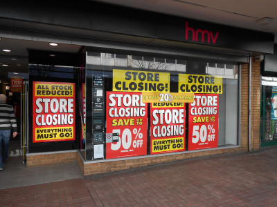 HMV Closing All Stores