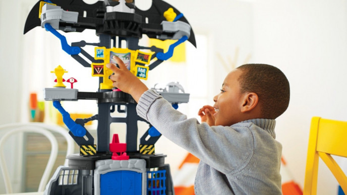 Fisher-Price Imaginext DC Super Friends Transforming Bat Cave $35 @ Amazon Canada