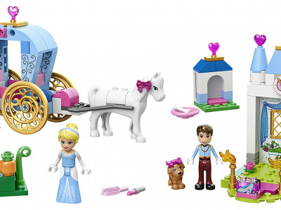 LEGO Cinderella's Carriage Playset $19.97