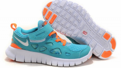 60 dollar shoes at foot locker