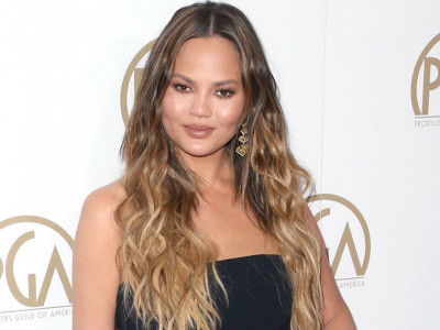 Celebrity reaches out for support