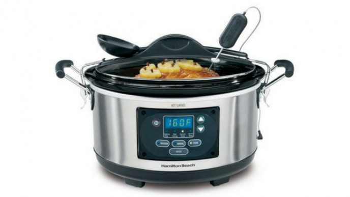 Hamilton Beach Set ‘n Forget Slow Cooker $49.88 @ Walmart