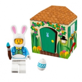 FREE LEGO Easter Bunny Hut