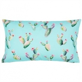 Up to 75% off Pillows & Throws @ Chapters
