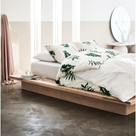 Up to 40% off Summer Styles @ H&M Canada