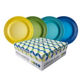 50% off Le Creuset Plate Set