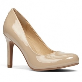 Extra 25% off Select Shoes @ Globo