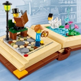 FREE LEGO Creative Storybook